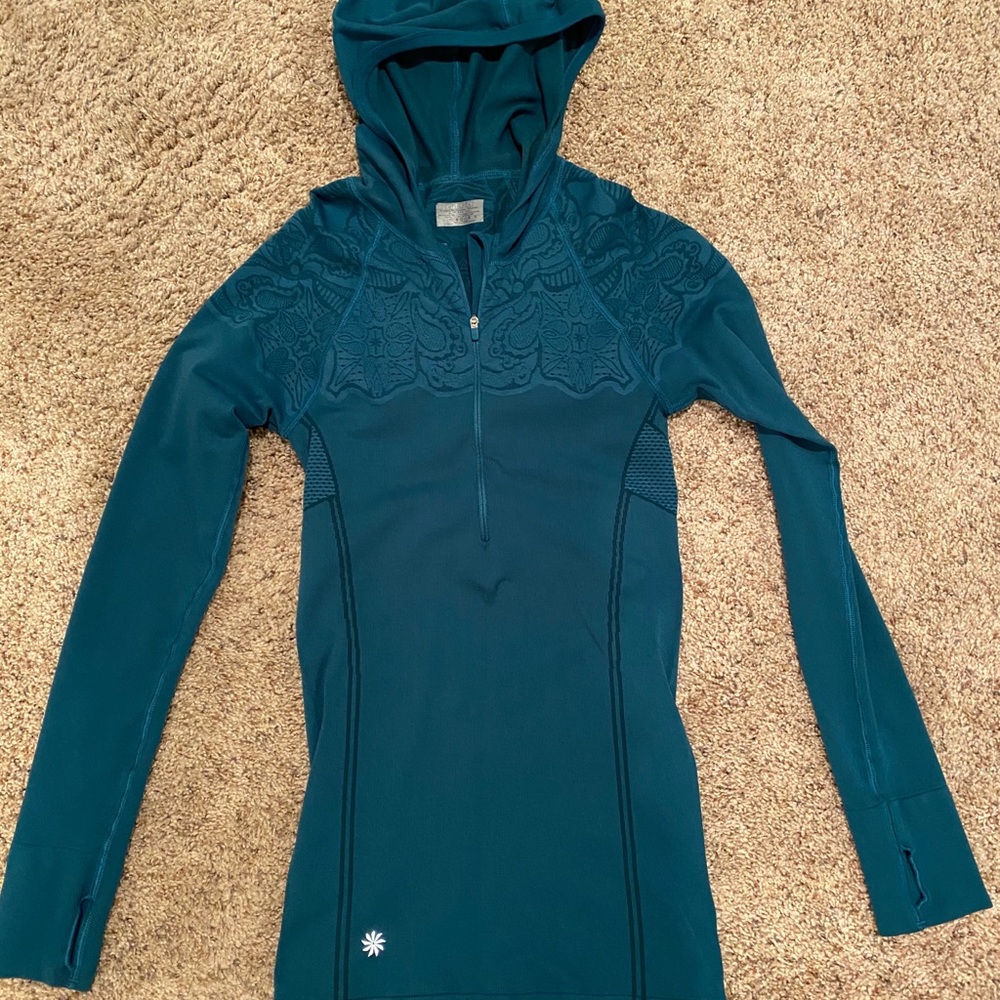 Athlete fitted hoodie